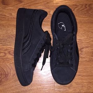 Kids Black Pumas